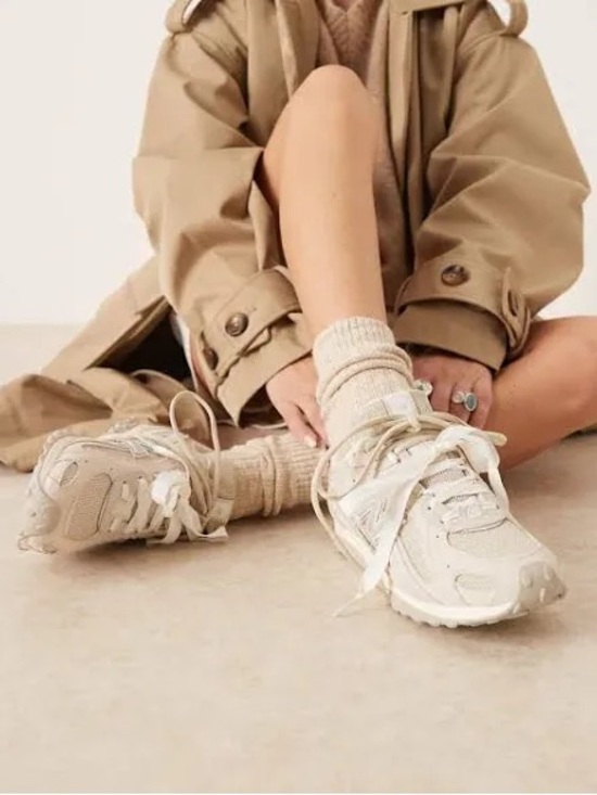 New Balance Shoes - New Balance 204L Sea Salt Linen W 7.5